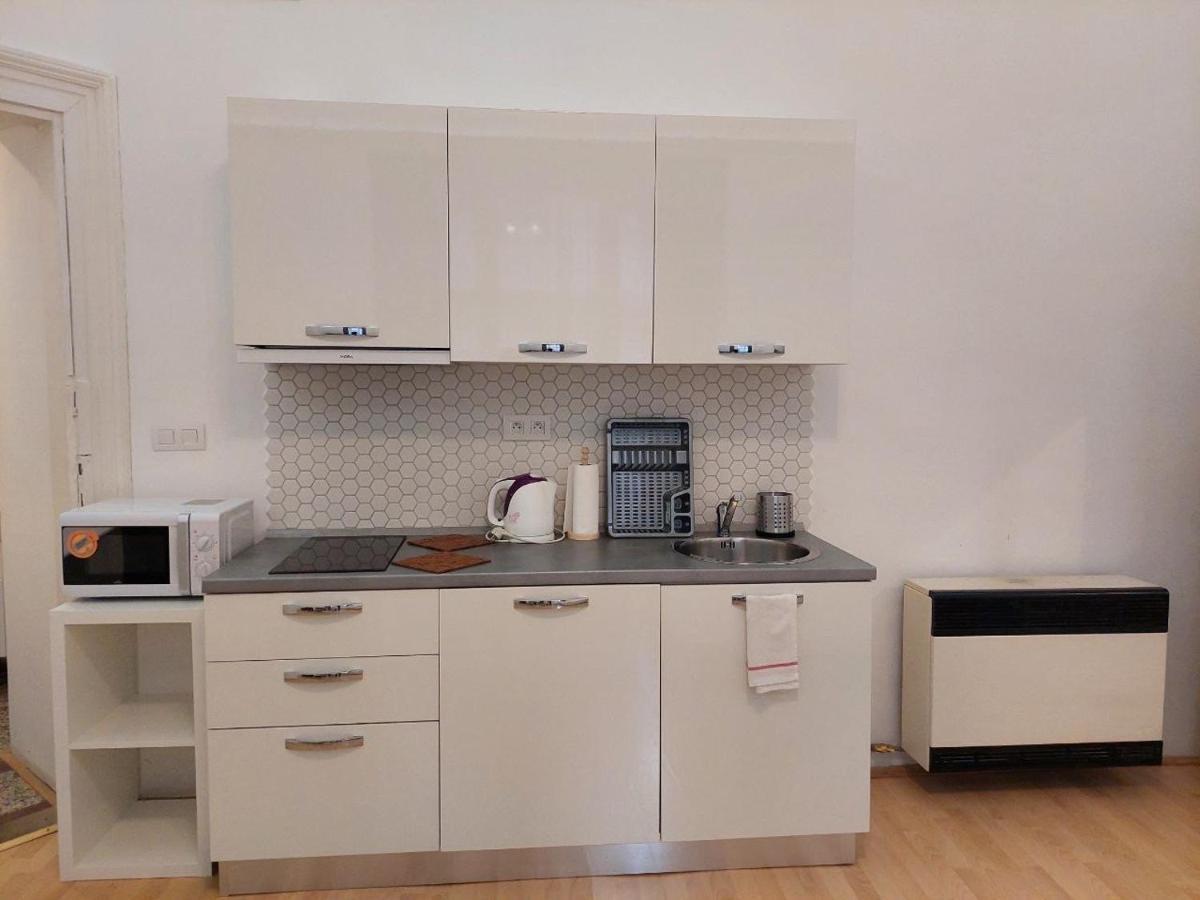 Aparthotel Ai Quattro Angeli à Prague Extérieur photo