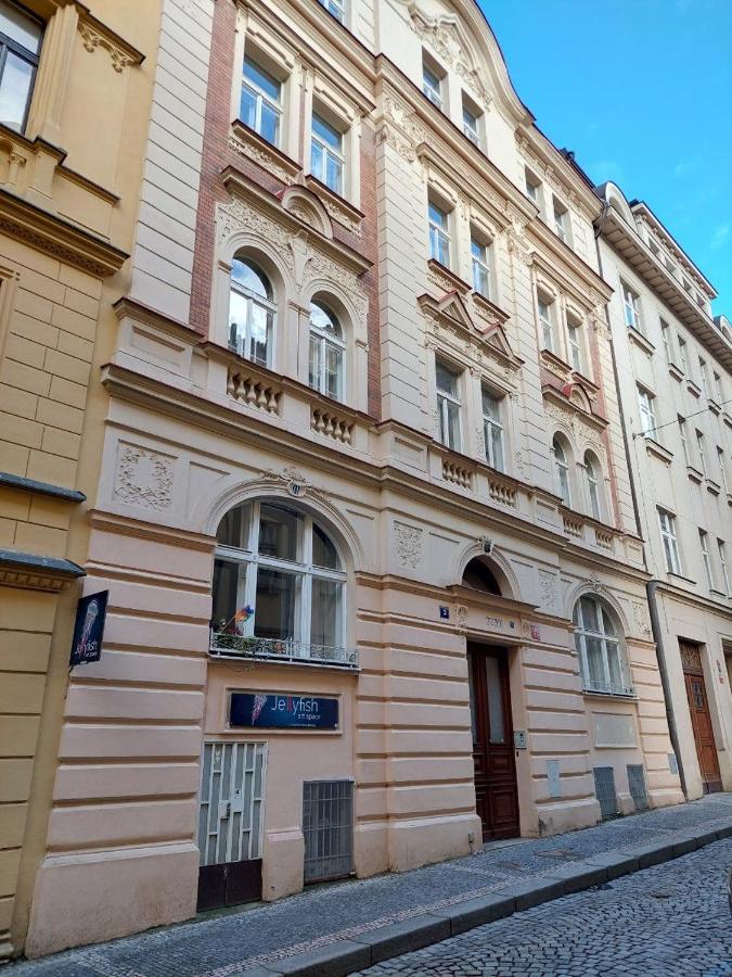 Aparthotel Ai Quattro Angeli à Prague Extérieur photo