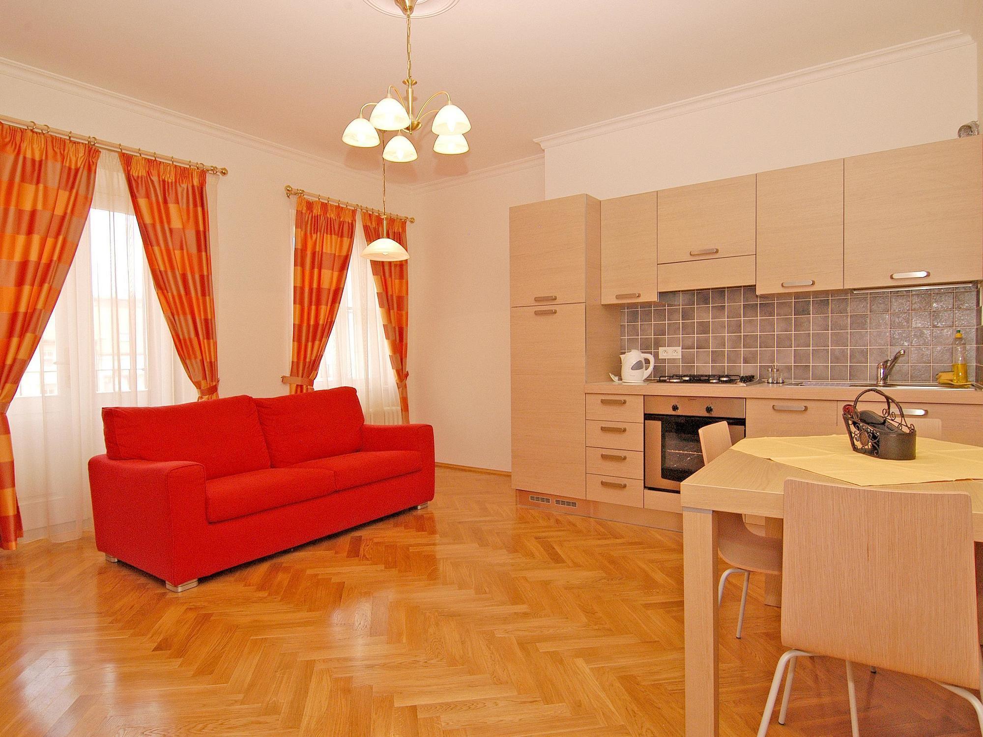 Aparthotel Ai Quattro Angeli à Prague Extérieur photo